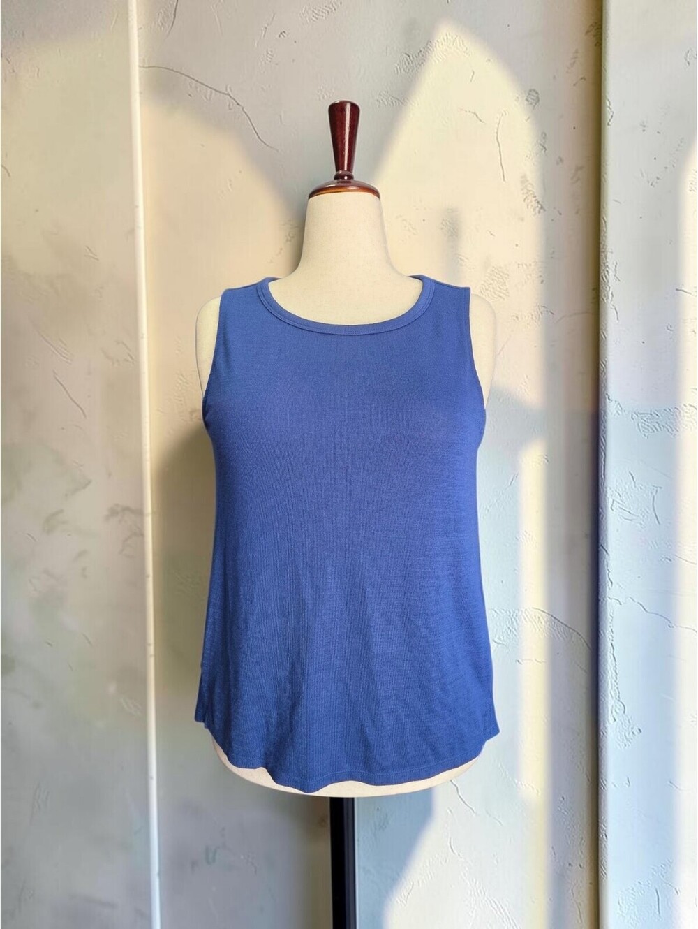 Banana Republic Luxespun Blue Sleeveless Tank Top Size L